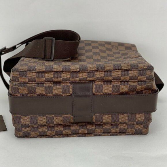 Vintage Louis Vuitton Damier Ebene Naviglio Messenger Bag - Picture 3 of 8